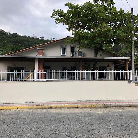 Suite Rua Pescada Amarela Bombinhas Buitenkant foto